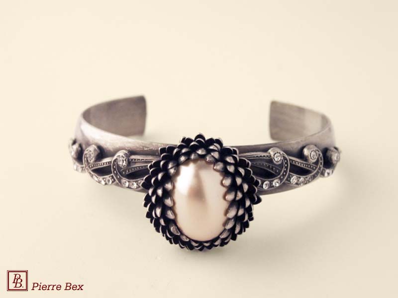 Pierre-Bex Art-Deco bracelet with rhinestones and pearl 46722-11